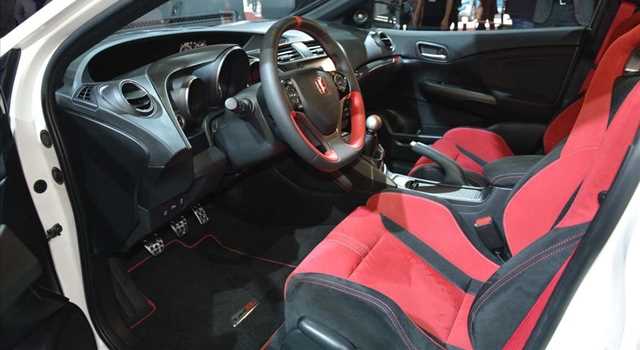 Honda Civic Type-R al Salone di Ginevra 2015