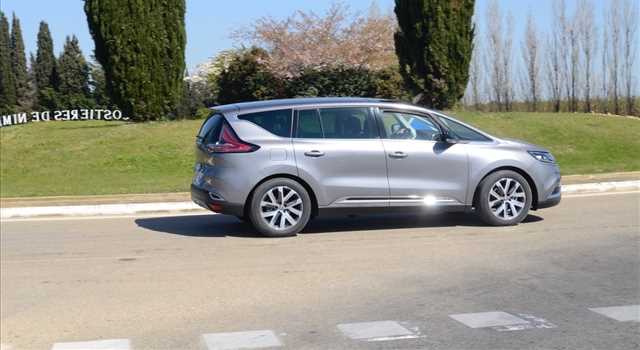 Renault Espace 2015, primo contatto