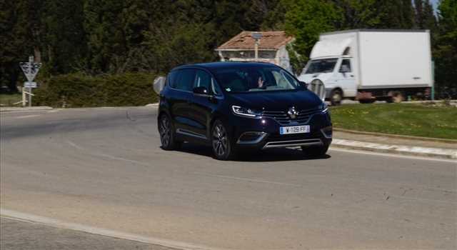 Renault Espace 2015, primo contatto