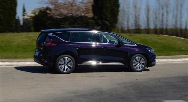 Renault Espace 2015, primo contatto