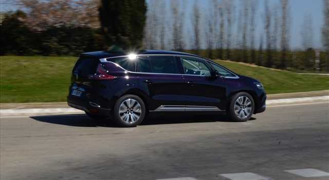 Renault Espace 2015, primo contatto