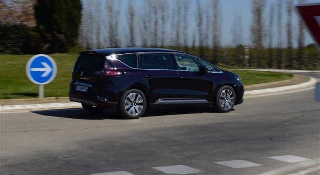 Renault Espace 2015, primo contatto