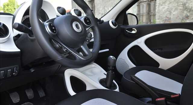 Smart Forfour 0.9 Turbo Passion, la prova su strada