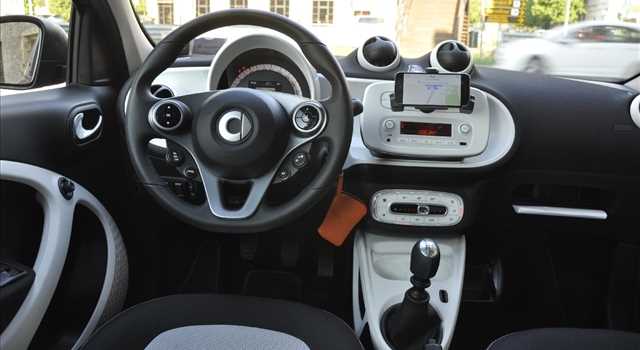 Smart Forfour 0.9 Turbo Passion, la prova su strada