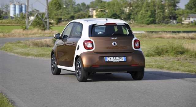 Smart Forfour 0.9 Turbo Passion, la prova su strada