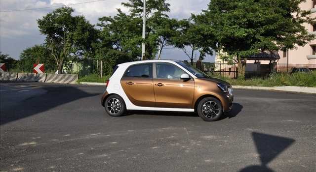 Smart Forfour 0.9 Turbo Passion, la prova su strada