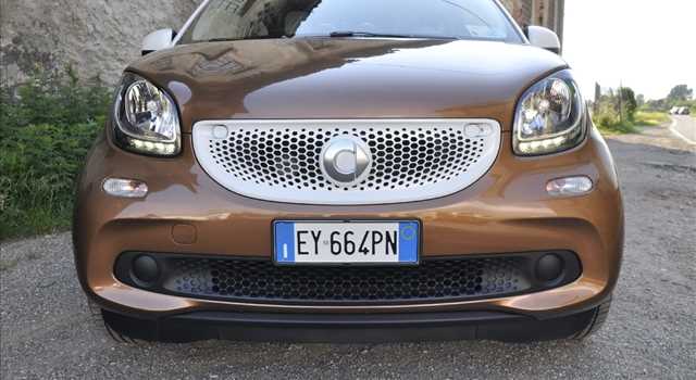 Smart Forfour 0.9 Turbo Passion, la prova su strada