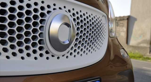 Smart Forfour 0.9 Turbo Passion, la prova su strada