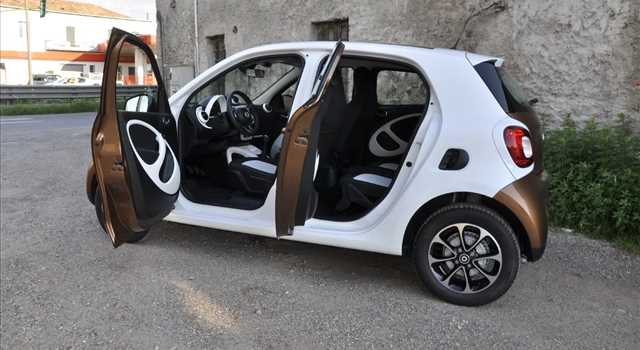 Smart Forfour 0.9 Turbo Passion, la prova su strada