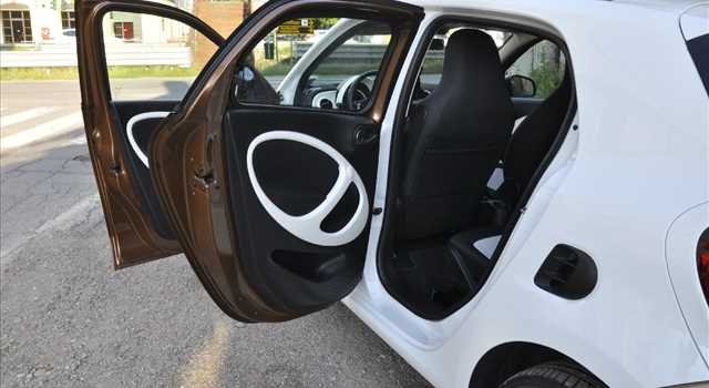 Smart Forfour 0.9 Turbo Passion, la prova su strada