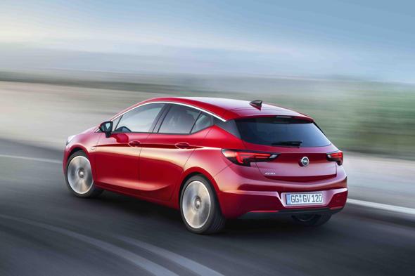 Nuova Opel Astra, prime immagini definitive