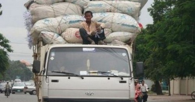 I trasporti più assurdi e pericolosi del mondo