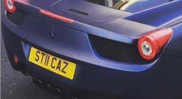 Quando la targa è fantasiosa: le più divertenti