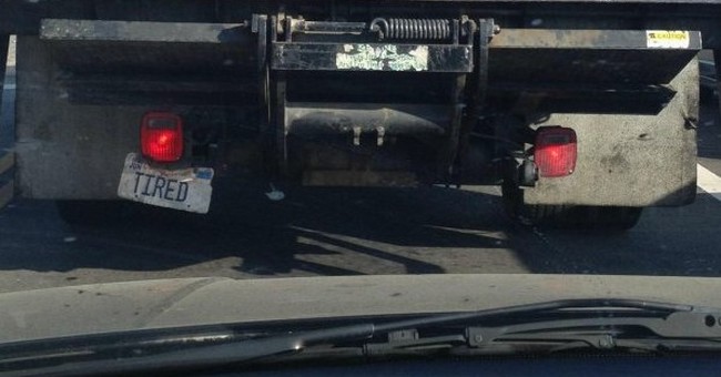Quando la targa è fantasiosa: le più divertenti