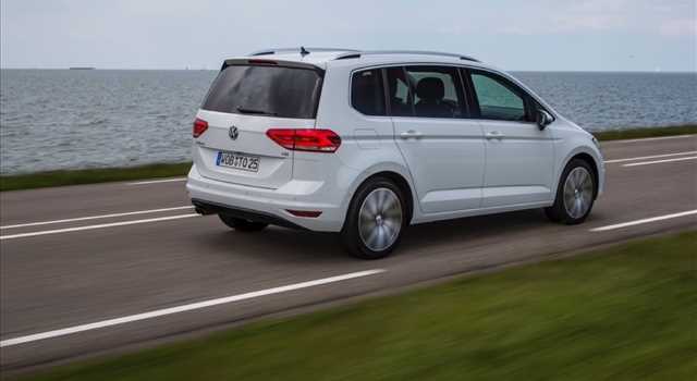 Volkswagen Touran 2015, nuove immagini ufficiali