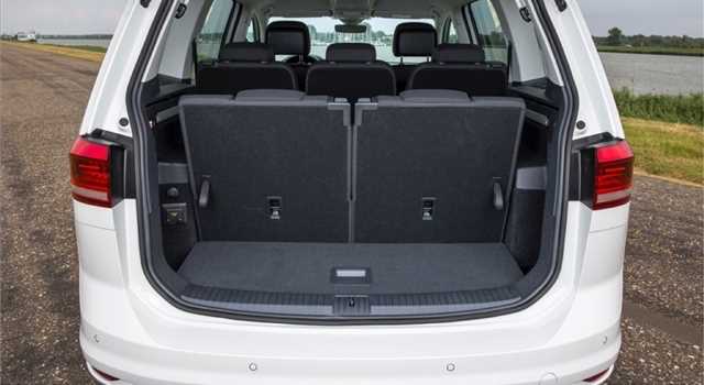 Volkswagen Touran 2015, nuove immagini ufficiali