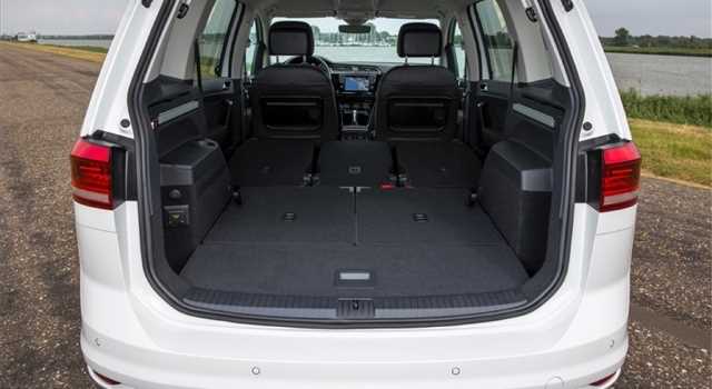 Volkswagen Touran 2015, nuove immagini ufficiali