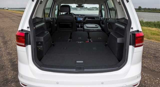 Volkswagen Touran 2015, nuove immagini ufficiali