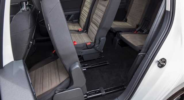 Volkswagen Touran 2015, nuove immagini ufficiali