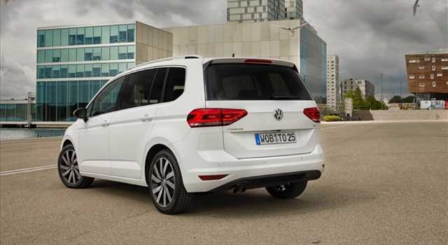 Volkswagen Touran 2015, nuove immagini ufficiali