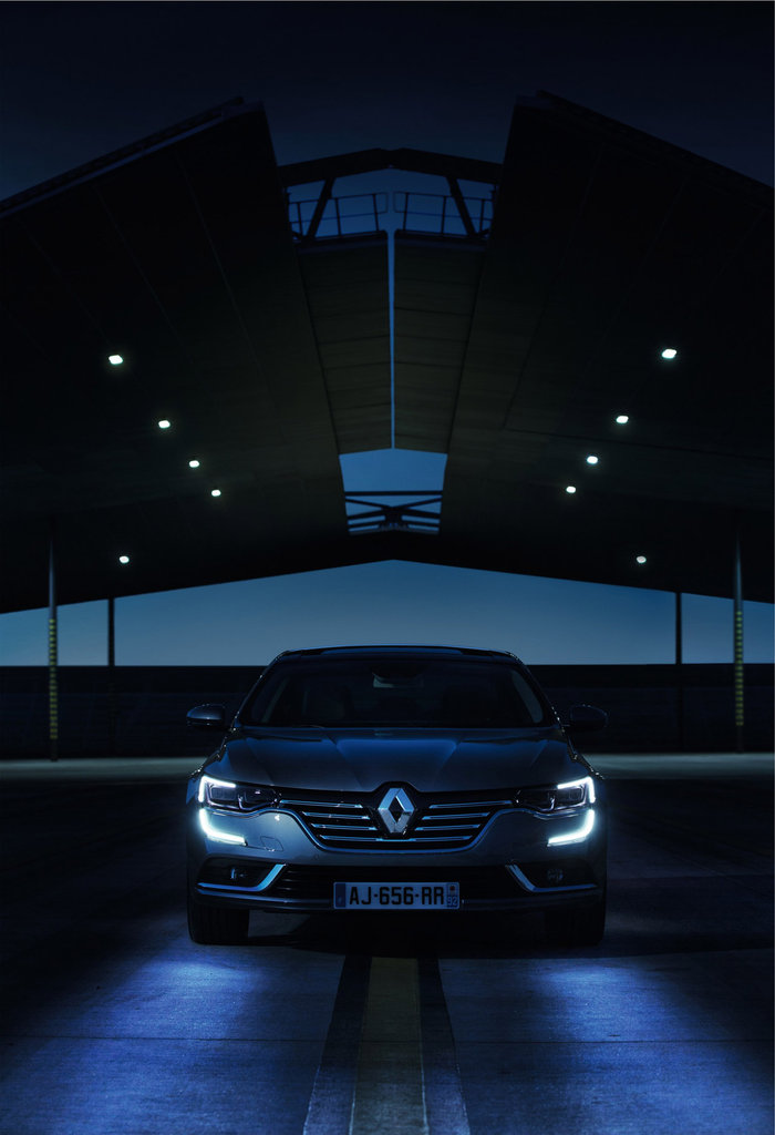 Renault Talisman: le foto ufficiali