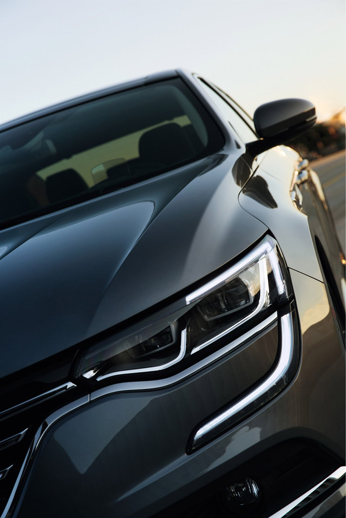Renault Talisman: le foto ufficiali