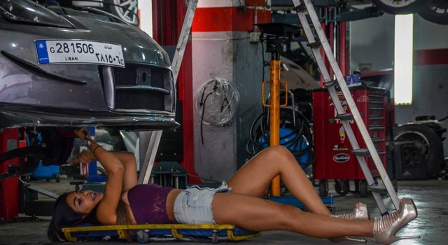 Donne e motori: la spendida Rita