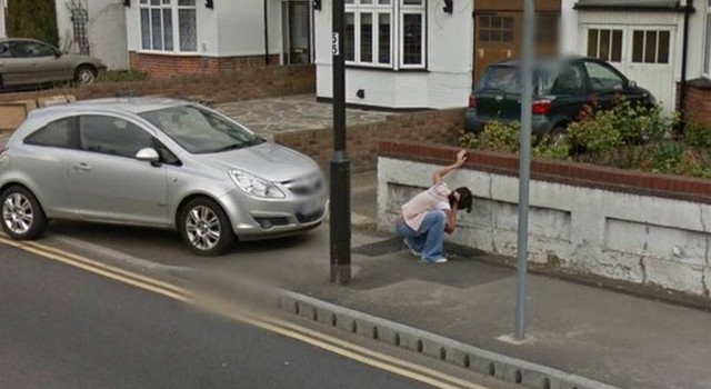 Google Street View e motori: le foto più imbarazzanti