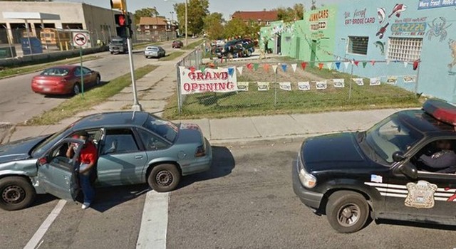 Google Street View e motori: le foto più imbarazzanti