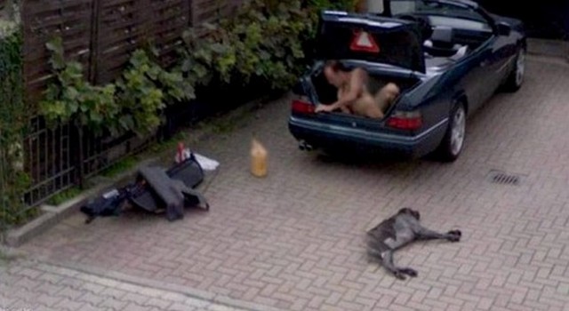 Google Street View e motori: le foto più imbarazzanti
