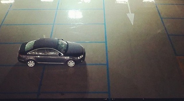 Parcheggi assurdi: soste al limite della realtà