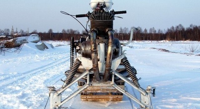 Le motoslitte più pazze del mondo sono russe, eccole