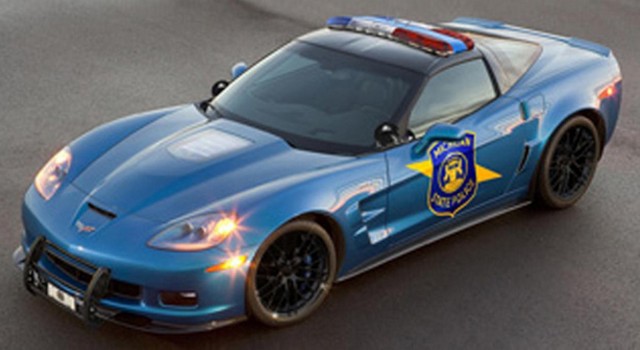 Le auto della polizia più belle e veloci del mondo