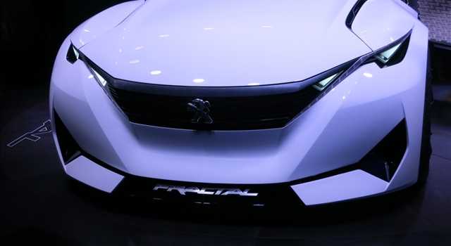 Stand Peugeot al Salone di Francoforte 2015