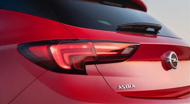 Opel Astra 2016, nuove foto ufficiali