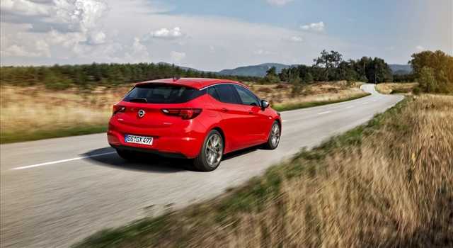Opel Astra 2016, nuove foto ufficiali