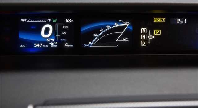 Toyota Mirai: nuove immagini ufficiali