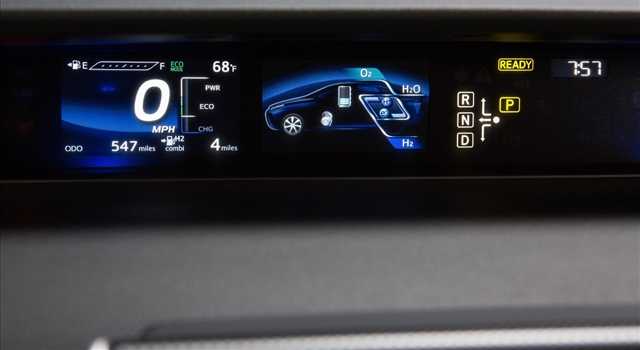 Toyota Mirai: nuove immagini ufficiali