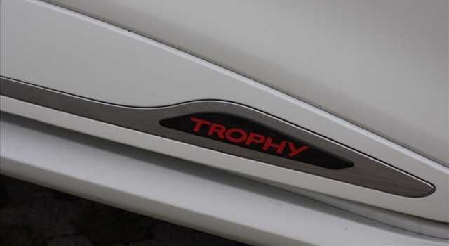 Renault Clio R.S. EDC 220 Trophy in prova