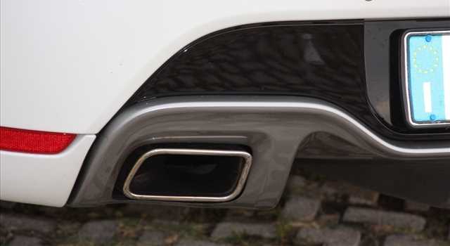 Renault Clio R.S. EDC 220 Trophy in prova
