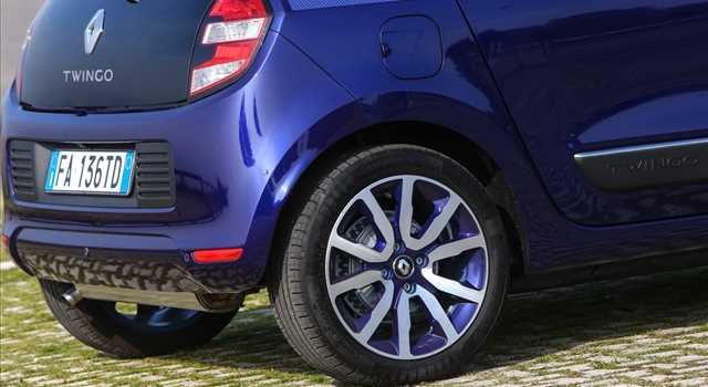 Renault Twingo EDC Lovely, primo contatto