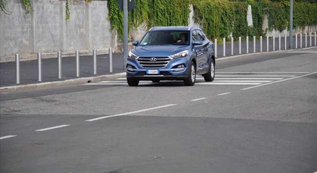 Hyundai Tucson 1.7 crdi Xpossible, prova su strada