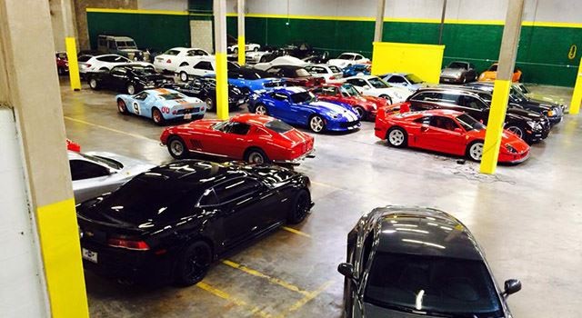Texas, il Petrol Lounge: uno dei garage più grandi e lussuosi del mondo