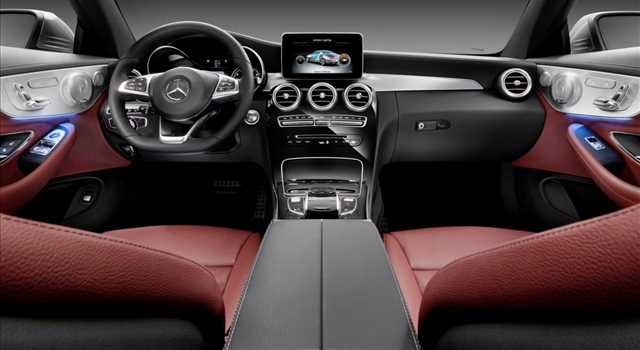 Nuova Mercedes-Benz C Coupé: primo contatto