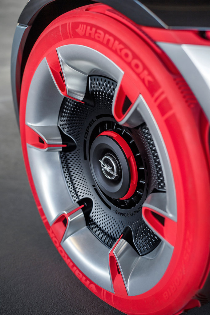 Opel GT Concept: immagini ufficiali