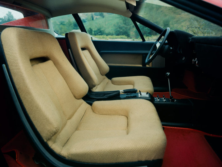 Ferrari 365 GT4 BB: la storia nella immagini