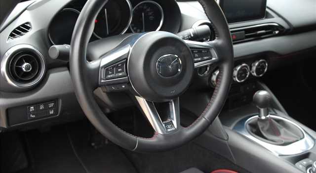 Mazda MX-5: 1.5 VS 2.0 Skyactiv-G
