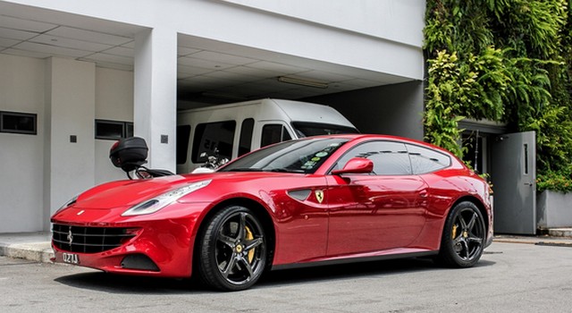 Le supercar dei giovani ricchi di Singapore