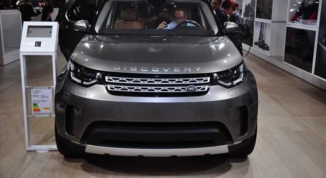 Land Rover al Salone di Parigi 2016