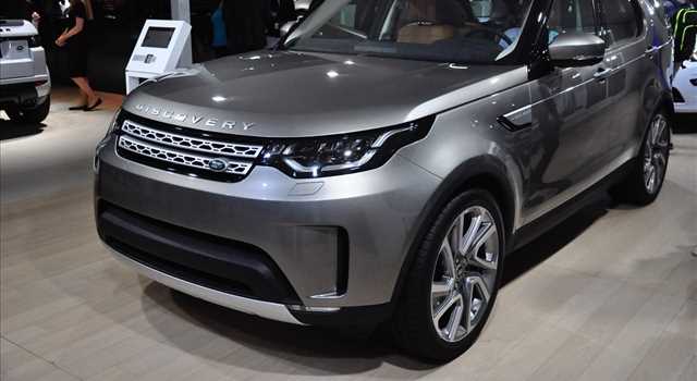 Land Rover al Salone di Parigi 2016